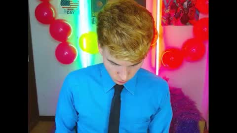 Snapshot of estrellita__jordan chatting on February 13, 9:51 am JORDAN online show from February 13, 9:51 am