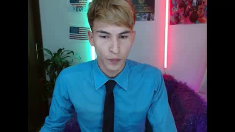 Snapshot of estrellita__jordan chatting on January 14, 3:01 am JORDAN online show from January 14, 3:01 am