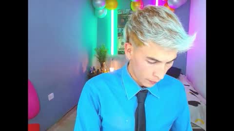 Snapshot of estrellita__jordan chatting on October 30, 2:23 am JORDAN online show from October 30, 2:23 am