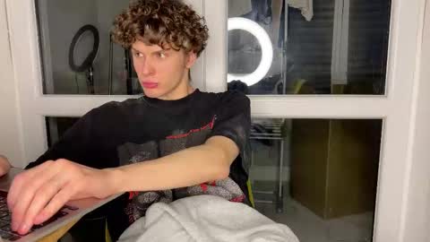 Alex online show from March 9, 4:44 pm