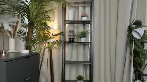 Natalie online show from October 26, 6:25 am