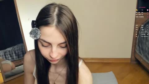 Mary online show from April 6, 7:31 am