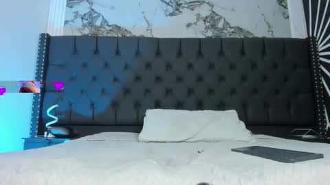 ethaancox online show from March 8, 2:04 am