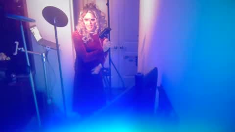 Bustedpussy online show from March 12, 11:03 am