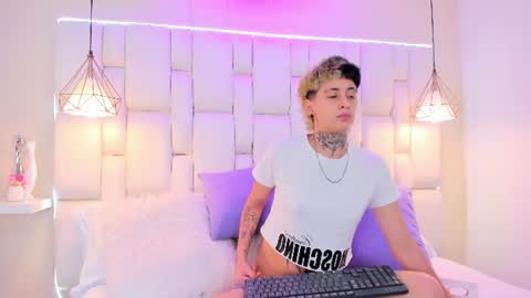 Ethan online show from July 8, 5:38 pm