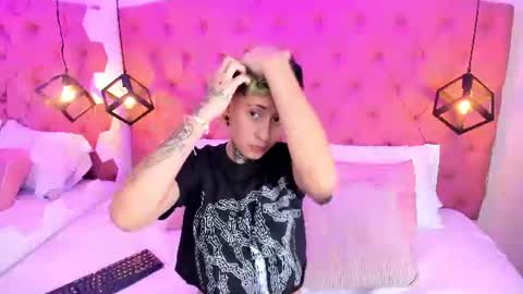Ethan online show from July 26, 5:49 am