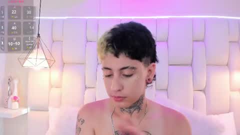 Ethan online show from July 5, 11:39 am