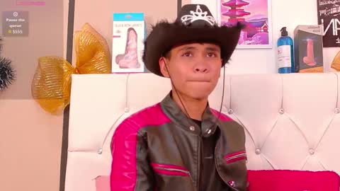 Ethan online show from January 13, 8:27 pm