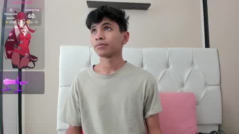 Snapshot of ethan_westt chatting on September 13, 1:24 pm Ethan online show from September 13, 1:24 pm