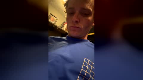 ethanbmx2001 online show from April 21, 8:16 pm