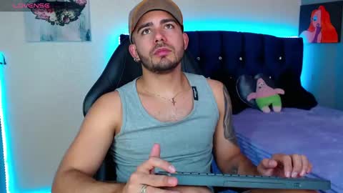 Ethan online show from April 22, 7:21 pm