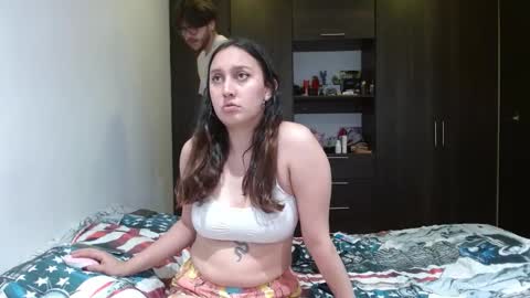 ethan and eve online show from September 22, 5:11 am