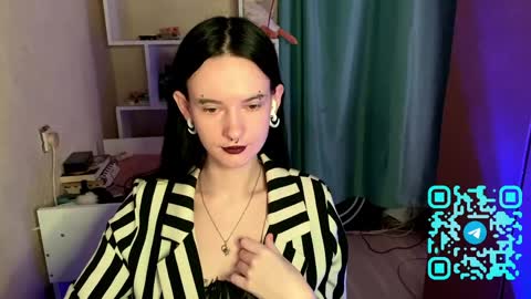 Kate online show from April 19, 11:00 am