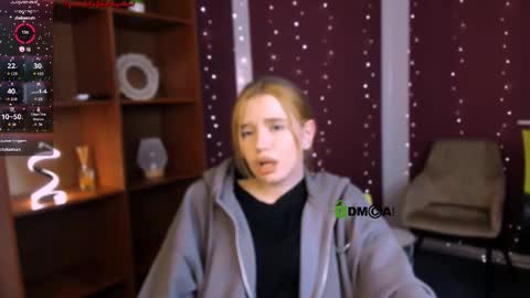 your dream online show from November 30, 7:32 pm