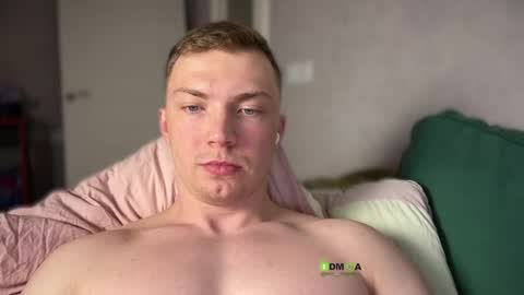 Eva and Iron online show from April 18, 7:58 pm