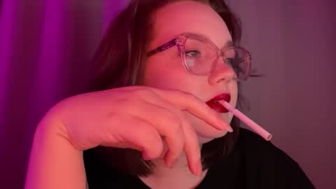 Snapshot of eva_kittenn chatting on October 31, 6:52 pm eva_kittenn online show from October 31, 6:52 pm