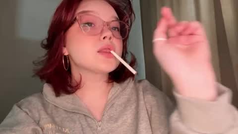 eva_kittenn online show from April 8, 11:46 am