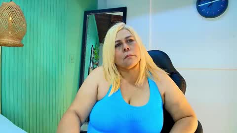 eva_love49 online show from March 3, 7:21 pm