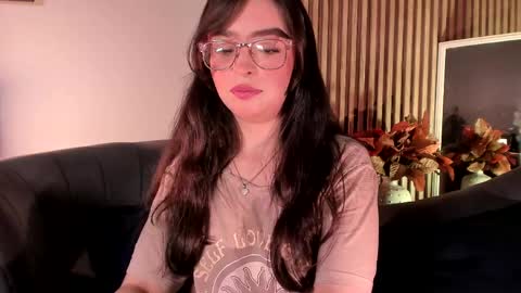 Angelinne online show from April 8, 3:09 am