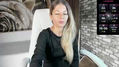 Eva online show from September 19, 1:59 pm