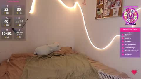 eva and tommie online show from February 18, 8:27 am