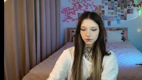 evaasilence online show from March 22, 2:10 pm