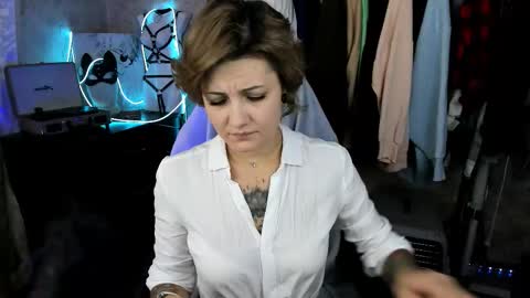 Eva Brownie online show from September 12, 12:40 pm