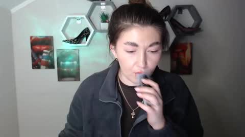 Evachaturbatte online show from February 12, 7:39 pm