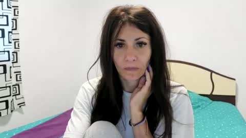 hornycrissyyourlove online show from July 12, 3:43 am