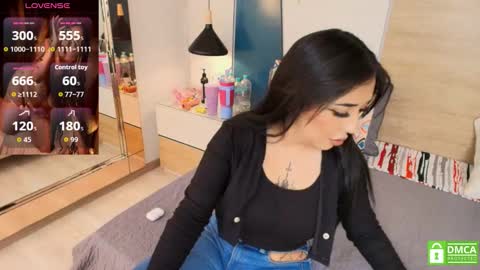 Snapshot of evadnestein chatting on October 21, 7:17 pm Evadne online show from October 21, 7:17 pm