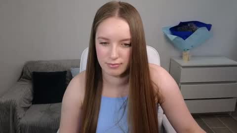 Snapshot of evajuly chatting on February 15, 7:27 am Eva online show from February 15, 7:27 am