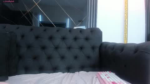 Eva online show from October 29, 2:19 pm