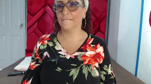 Eva Mills online show from March 4, 4:09 pm