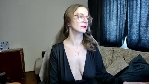 Eva Moon online show from April 21, 10:44 am
