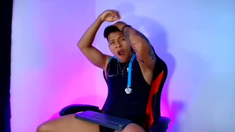 Snapshot of evan_greey chatting on March 11, 12:39 pm EVAN GREY online show from March 11, 12:39 pm