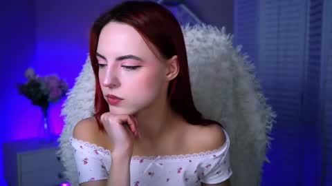 Eva  online show from October 10, 12:55 pm