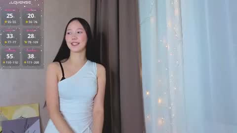 Hello im Lia online show from August 5, 5:10 pm