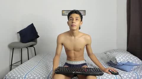 Evans collins24 online show from February 28, 11:01 pm