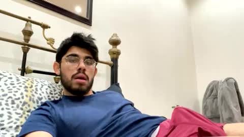 Snapshot of evansjacob chatting on October 11, 1:43 am evansjacob online show from October 11, 1:43 am