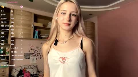 Snapshot of evaqt chatting on October 15, 7:21 am Eva online show from October 15, 7:21 am