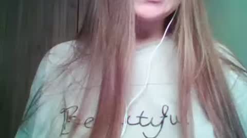 evasapples2026 online show from June 13, 8:41 pm