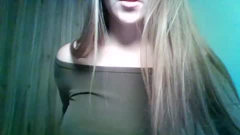 evasapples2026 online show from June 14, 2:19 pm