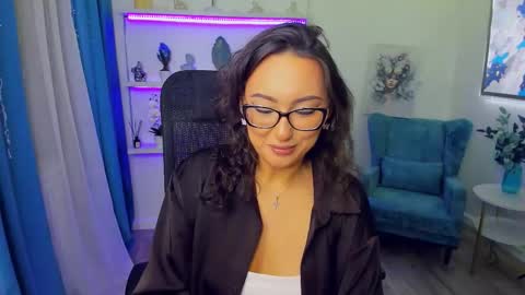 evasarazardje online show from January 12, 7:32 pm