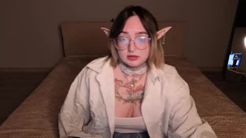 EvaTheWitcher online show from May 25, 3:12 am