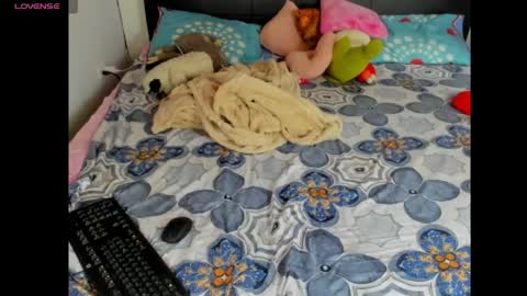 evecathalina1 online show from April 6, 1:25 am