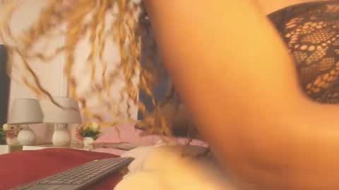 DAYANITA online show from June 3, 7:08 pm