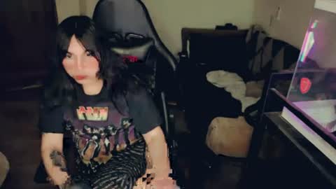 evelyn420521 online show from July 11, 7:02 am