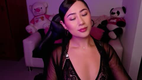 Evelyn online show from November 11, 11:12 am