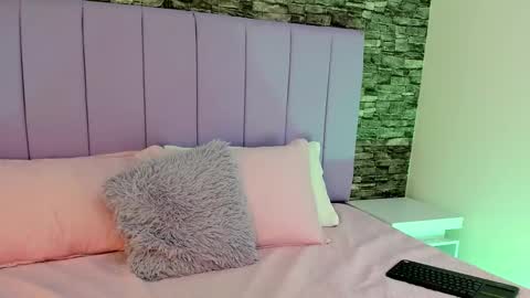 evelyn_white8 online show from January 22, 11:32 pm