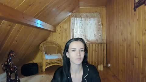 Evelynn online show from November 4, 6:26 am